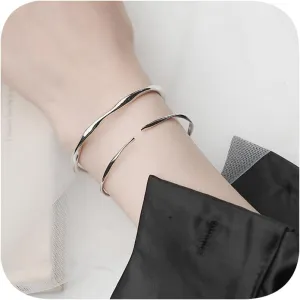 2 Pcs Couples Bracelets Matching Bracelets Mobius Connecting Bracelets SetInspirational Adjustable Bracelet Graduation Gift for Her,S925 Silver Friendship Beads Bracelet