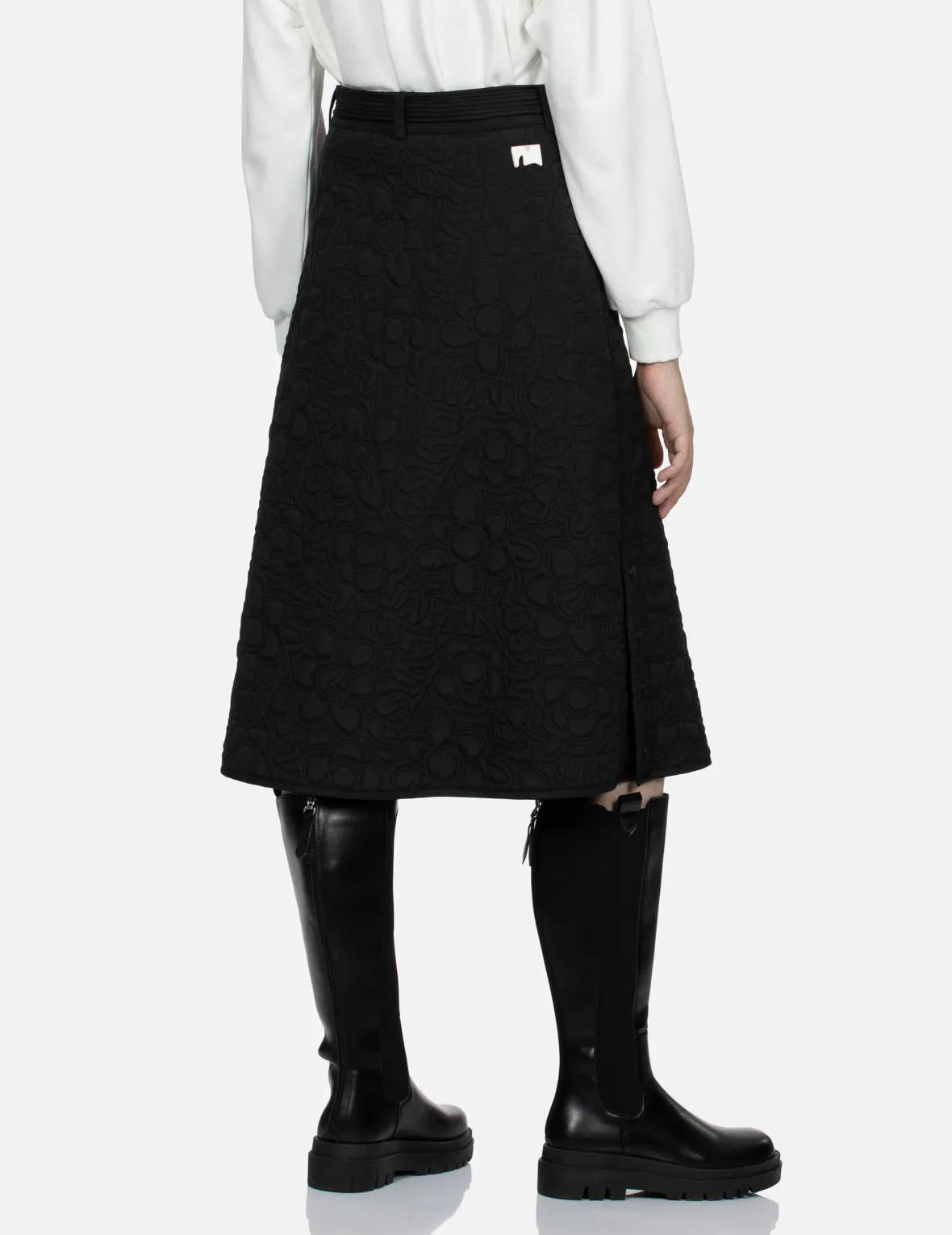 Allover Quilted Seagull and Floral Fashion Fit Skirt