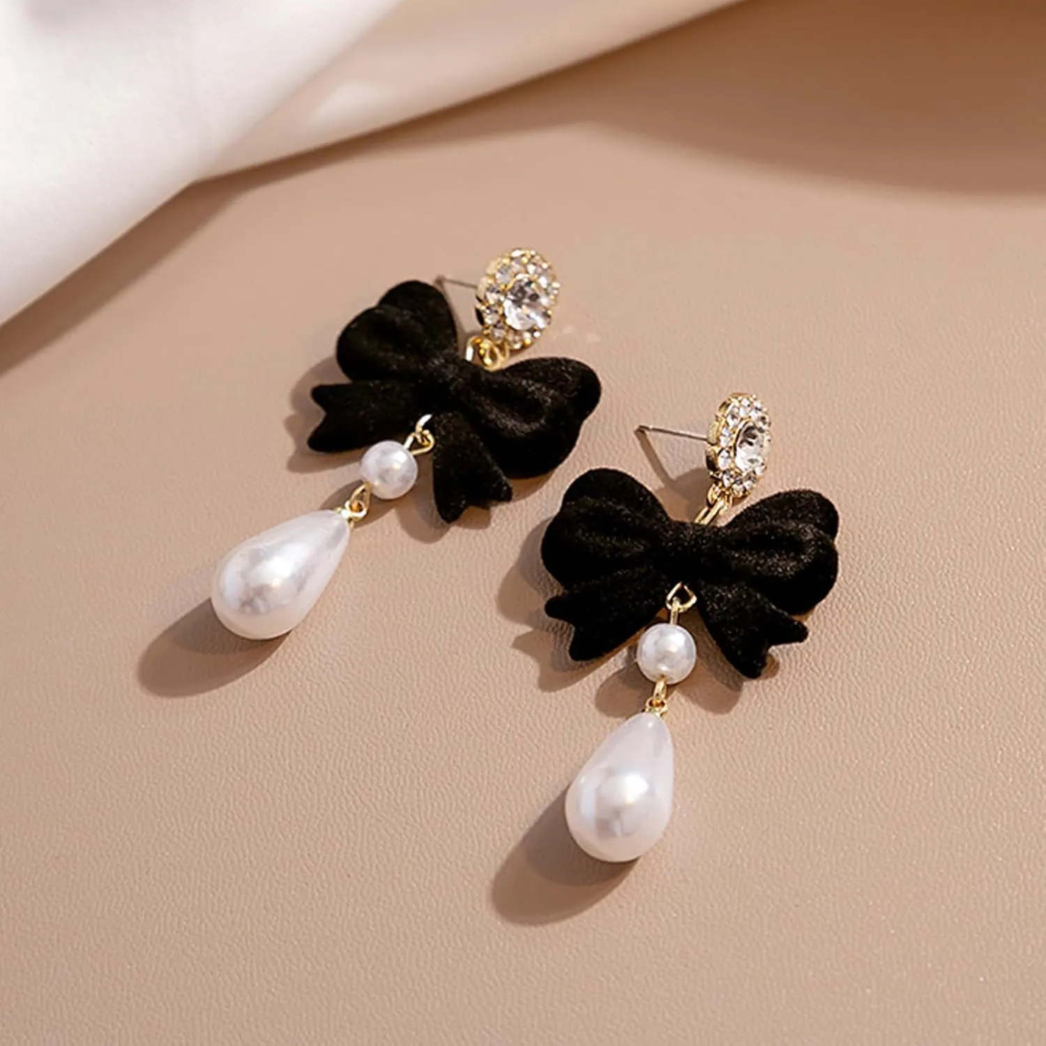 Bow Earrings for Women Pearl Bow Earrings Dainty Bow Earrings Rhinestone Bow Stud Earrings Prom Wedding Party Holiday Jewelry Gifts for Women