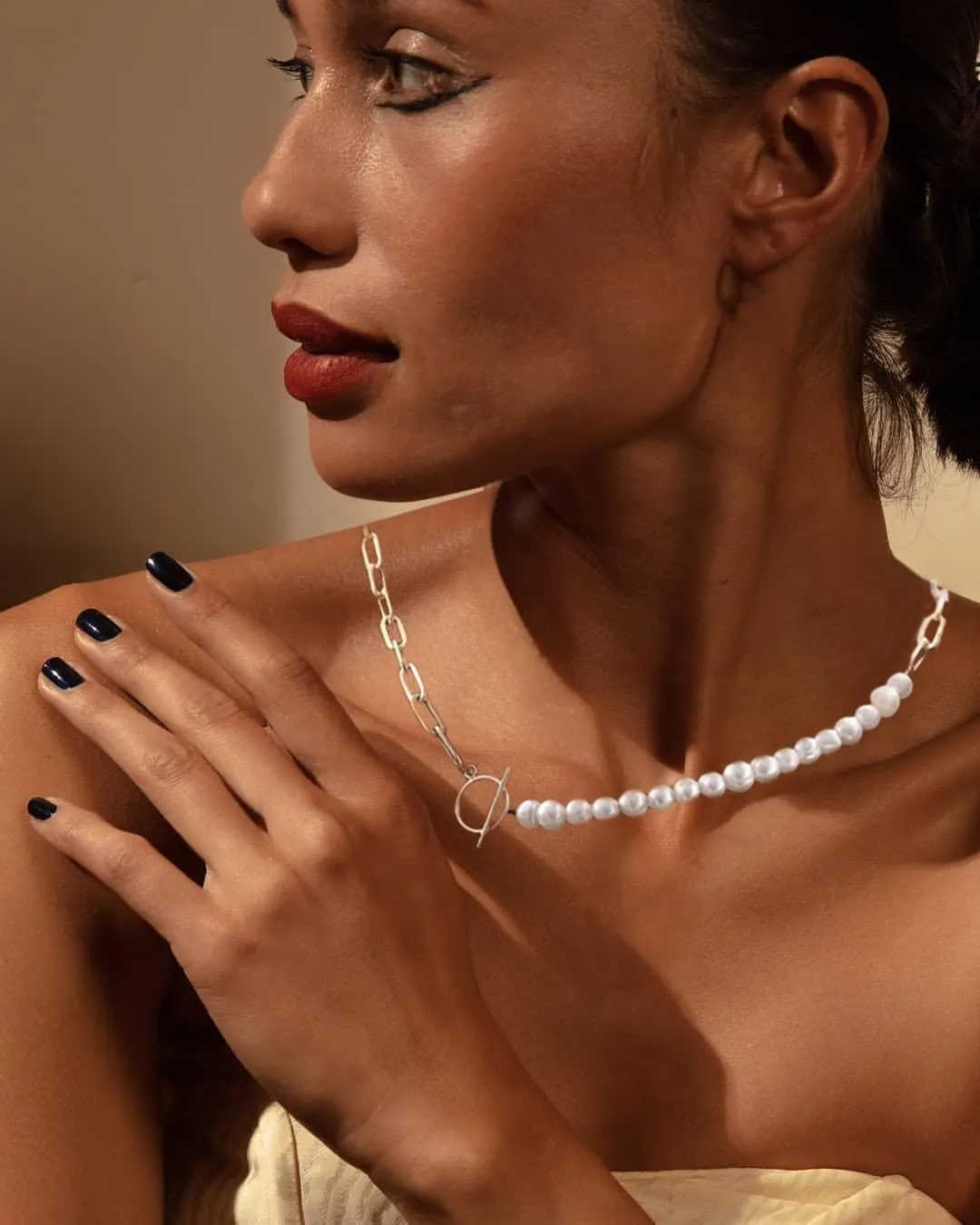 Chunky Chain Necklace for Women, Punk Lock Rose Angel Sun Round Pendant Multi-layer Stackable Choker Necklaces Fashion Statement Minimalist Necklace Jewelry