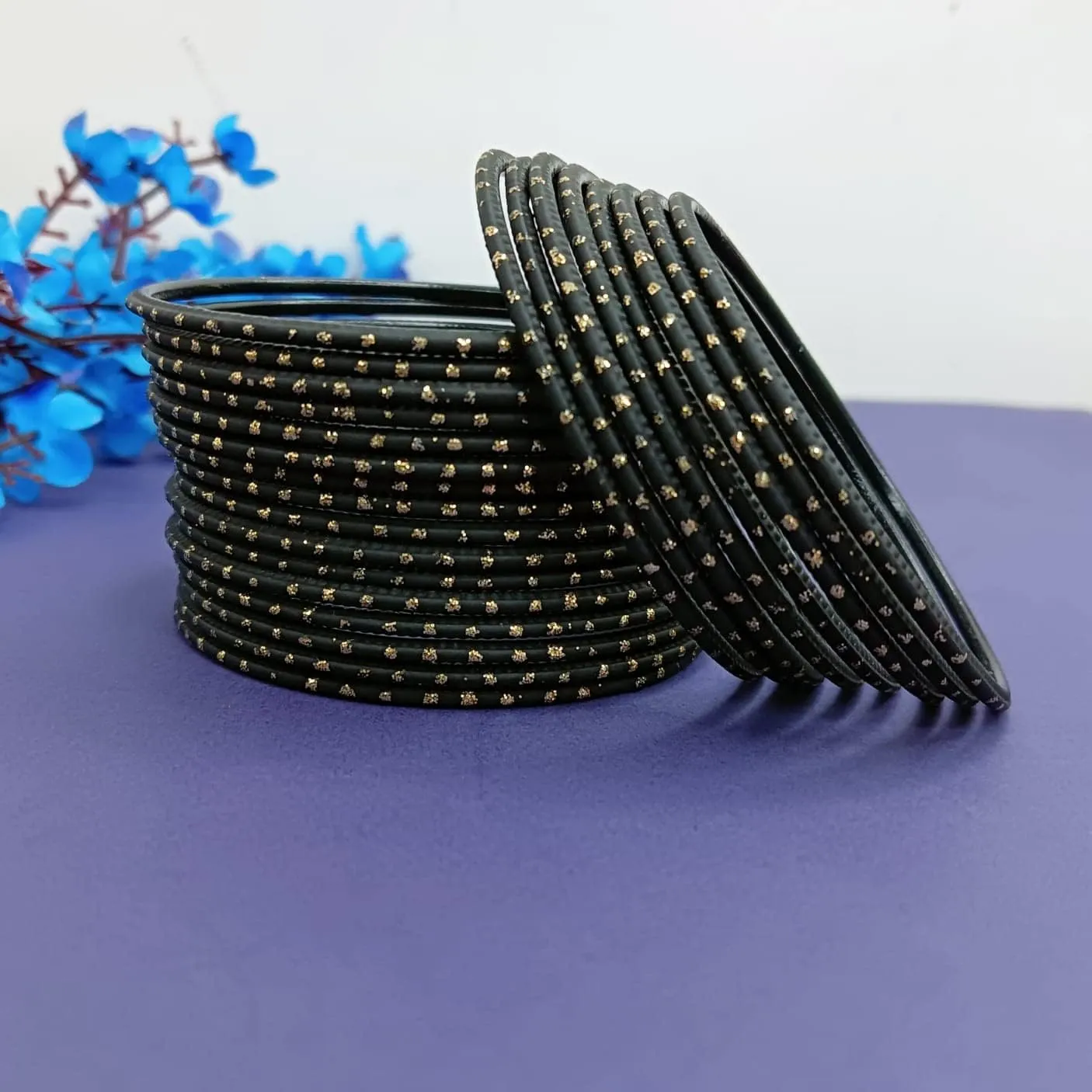 Efulgenz Indian Bangles Set Bollywood Plain Metal Bangle Bracelets Costume Jewelry for Women