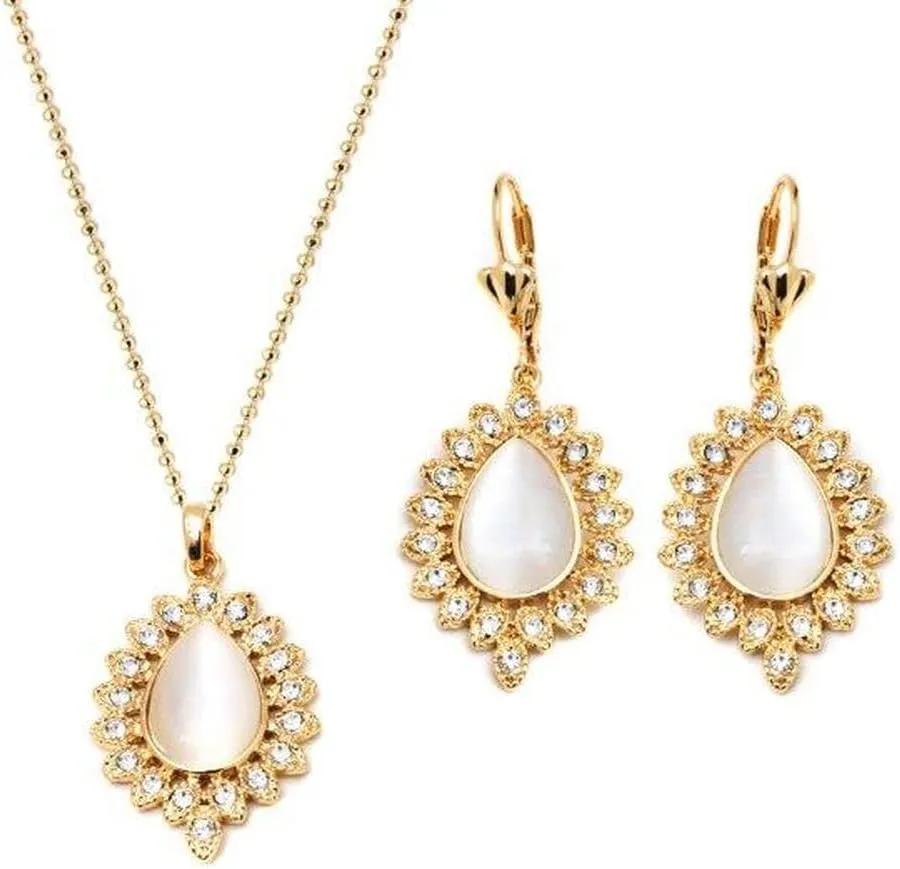 Gem Stone King White CZ and Teardrop Cut Stone Gold Plated Brass Stud Earrings Pendant Set 18 Inches Chain