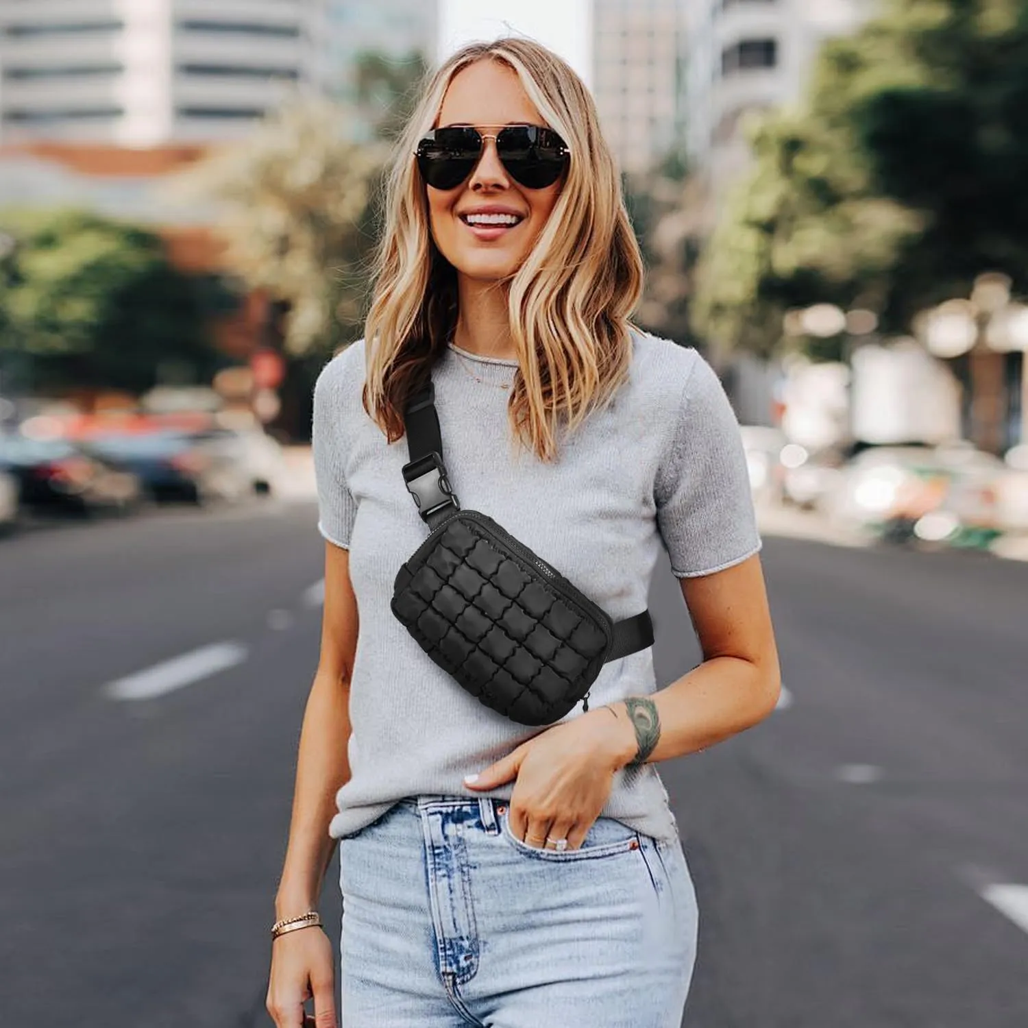 Gitus Trending Gifts for Women Puffer Crossbody Bags for Women Belt Bag Fanny Pack with Adjustable Straps Lightweight Quilted Puffy Bag Woman Gifts (Black)