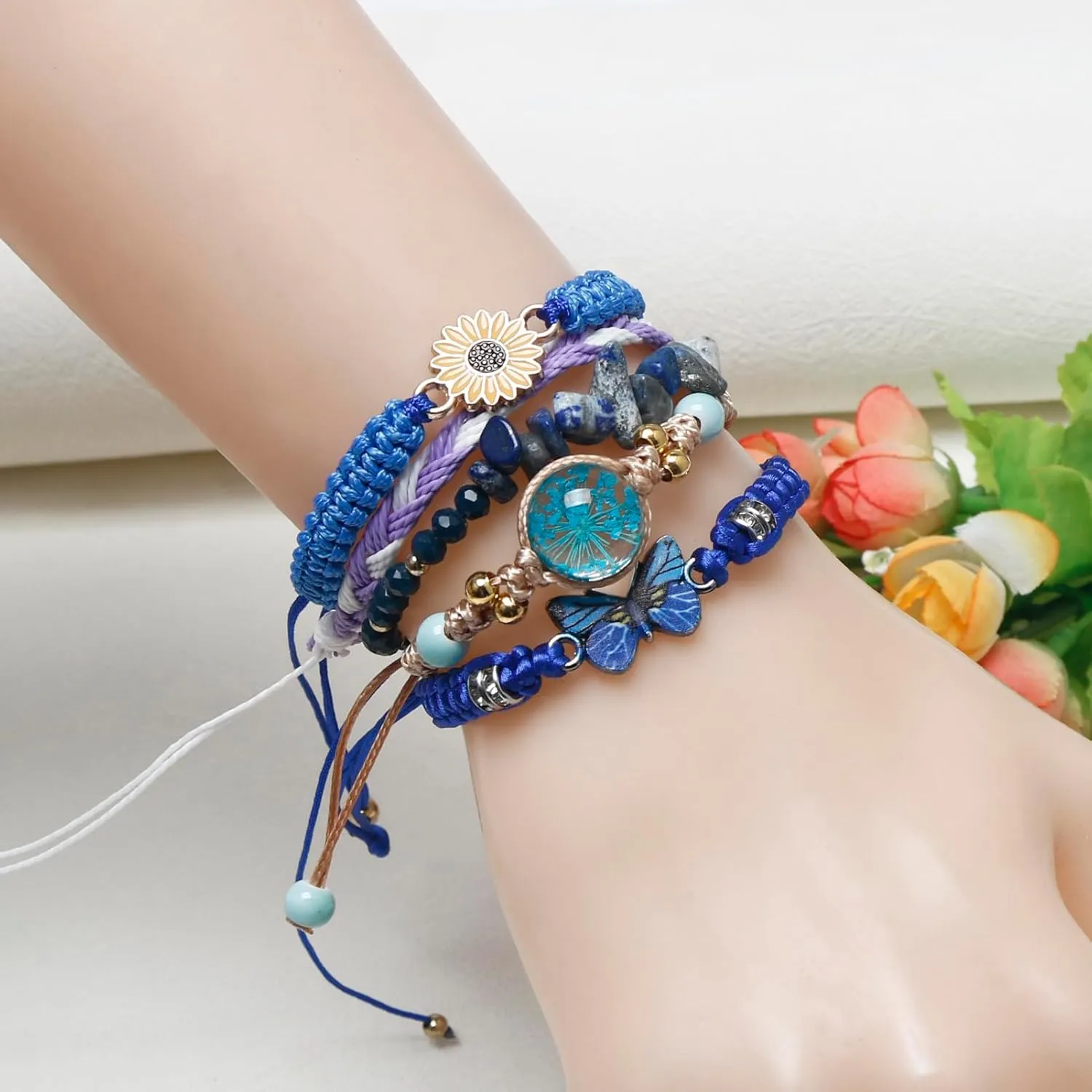HEYu String beads Charm Bracelets set for Girls exquisite Cute Cartoon Daisy Butterfly Flower Beads Bracelets for woman and Teen girls Adjustable bracelet jewelry birthday Gift For Friends