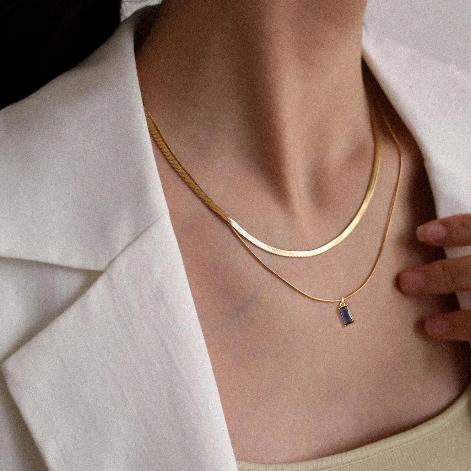 Honsny Gold Layered Birthstone Necklaces for Women - Dainty Diamond Green Emerald Birthstone Pendant Necklace Gold Snake Chain Choker Necklaces for Women Teen Jewelry Gifts