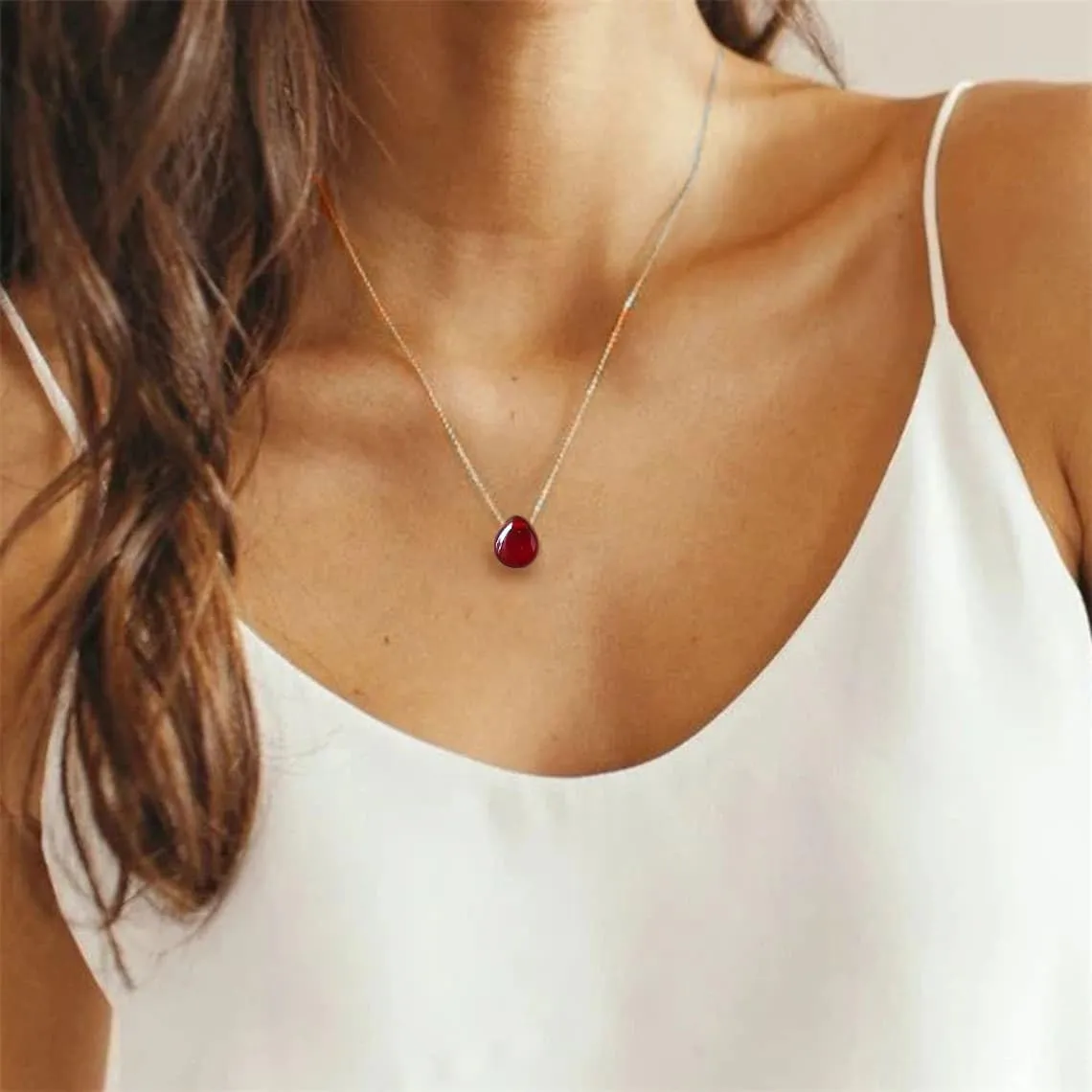 Joxevyia Carnelian Necklace Red Carnelian Raw Stone Healing Crystals Necklace Tear Drop Gemstone Pendant Necklace for Women Anniversary Birthday Valentines for Her
