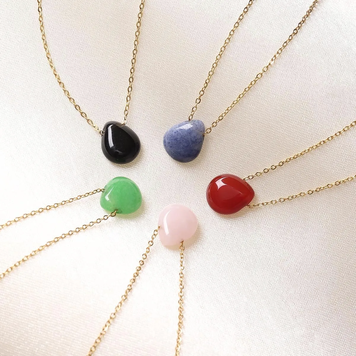 Joxevyia Carnelian Necklace Red Carnelian Raw Stone Healing Crystals Necklace Tear Drop Gemstone Pendant Necklace for Women Anniversary Birthday Valentines for Her