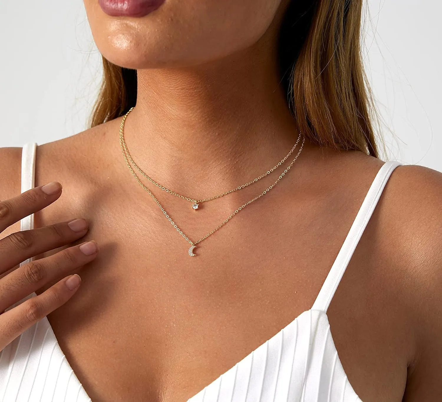 LEXODY Diamond Necklaces for Women, Dainty 14k Gold Plated Leaf Pendant Necklace Layered CZ Necklace Simple Choker Necklaces for Women Trendy Jewelry Gifts