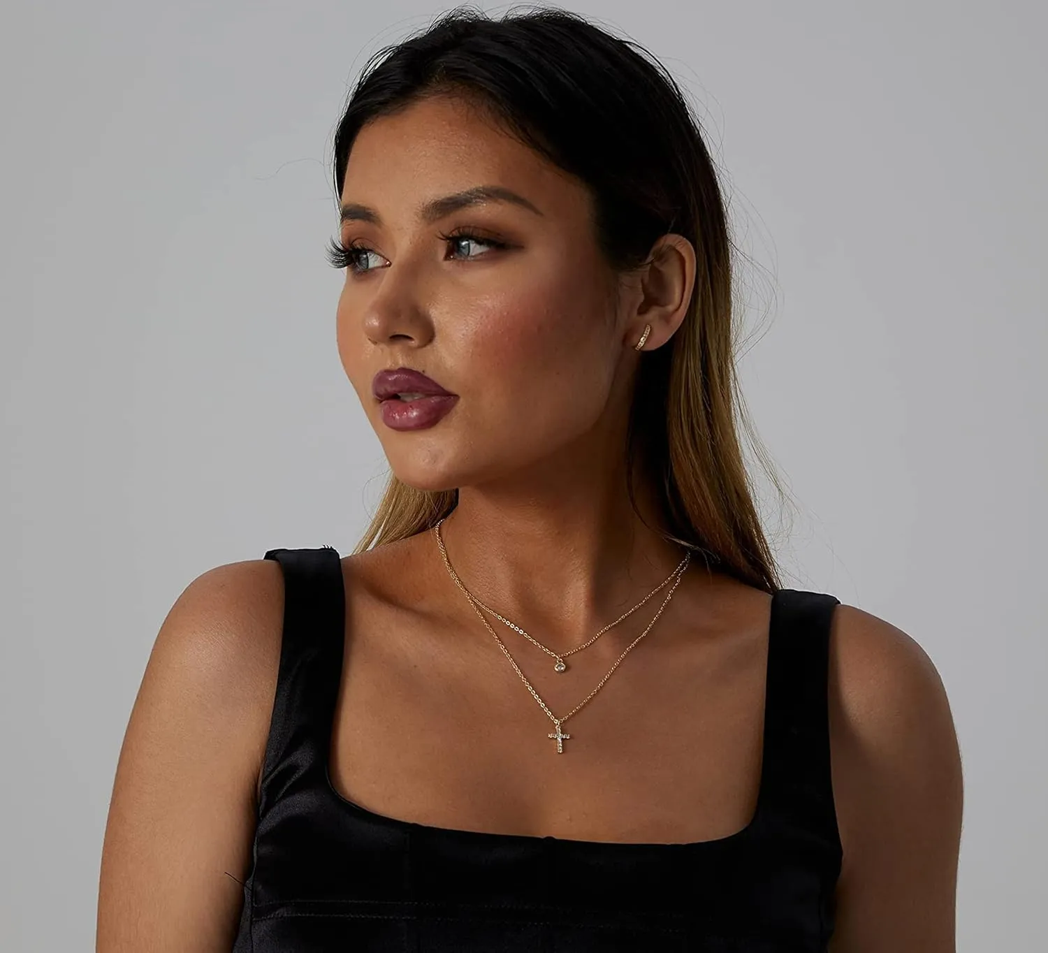 LEXODY Diamond Necklaces for Women, Dainty 14k Gold Plated Leaf Pendant Necklace Layered CZ Necklace Simple Choker Necklaces for Women Trendy Jewelry Gifts