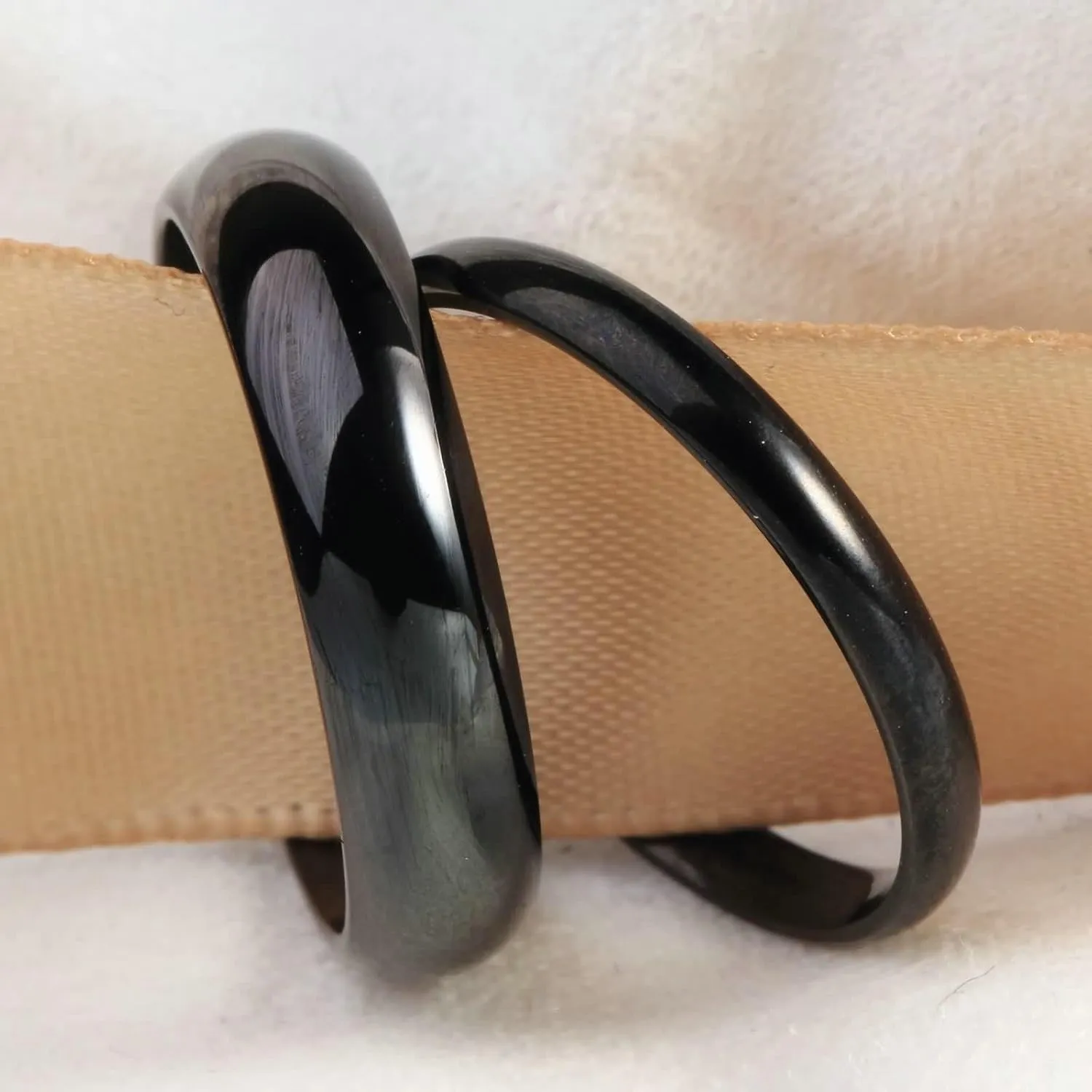 Love Rings for Women, Men's Rings Stainless Steel 2PCS Titanium Black Polished Ring Wedding Bands Size Women 4 Men 7 for Couple Engagement Jewelry