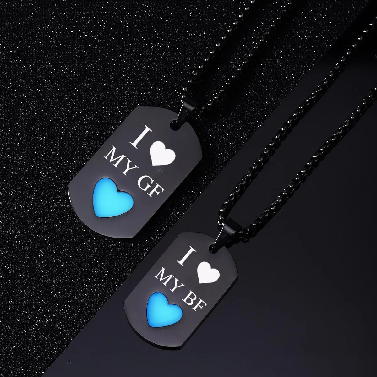 Matching Necklace For Couples, 2 Pcs I Love My Bf & Gf Engraved Stainless Steel Pendant Necklaces Glow In The Dark Heart Simple Dog Tag Necklace Valentine's Day Jewelry Gift