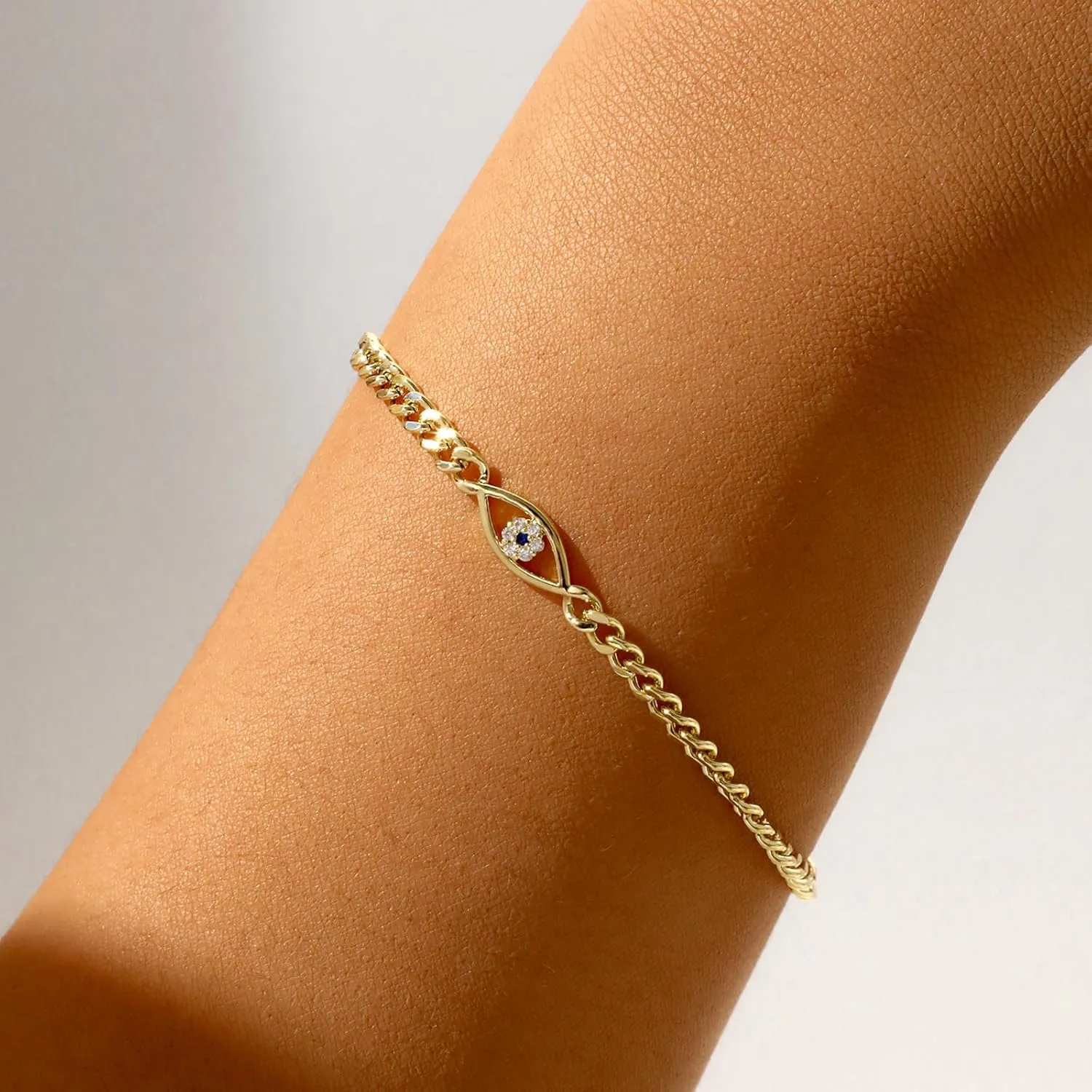 MIDEEO Gold/Sliver Bracelets for Women,14K Gold Plated Bracelets for Women Evil Eye Diamond Cuban Link Heart Pearl Bracelets Everyday Jewelry Gift