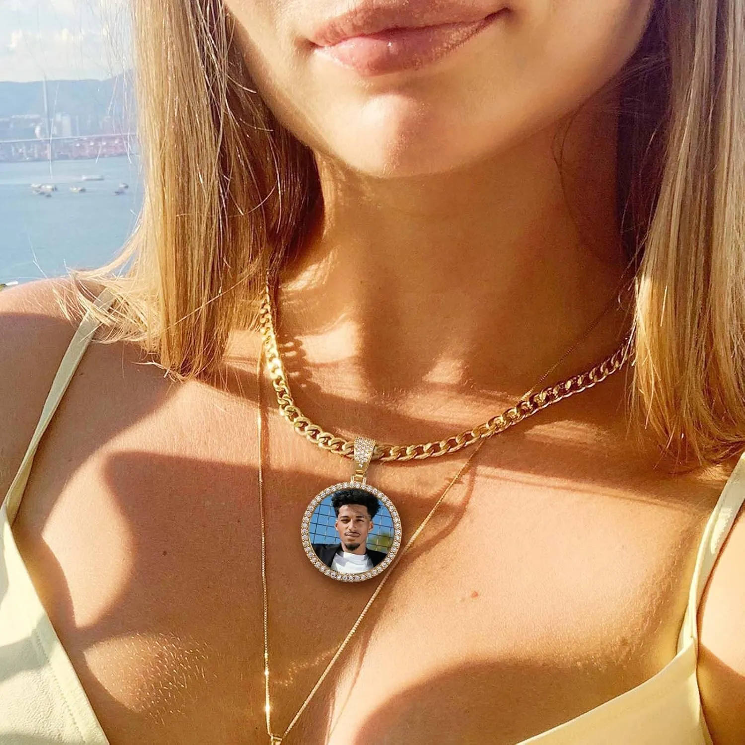 MOTICIUS Personalized Photo Necklace with Picture Custom Name Necklaces for Men Personalized Engraved Picture Necklace Custom Circle Chain Memorial Necklaces Hip Hop Jewelry Gift