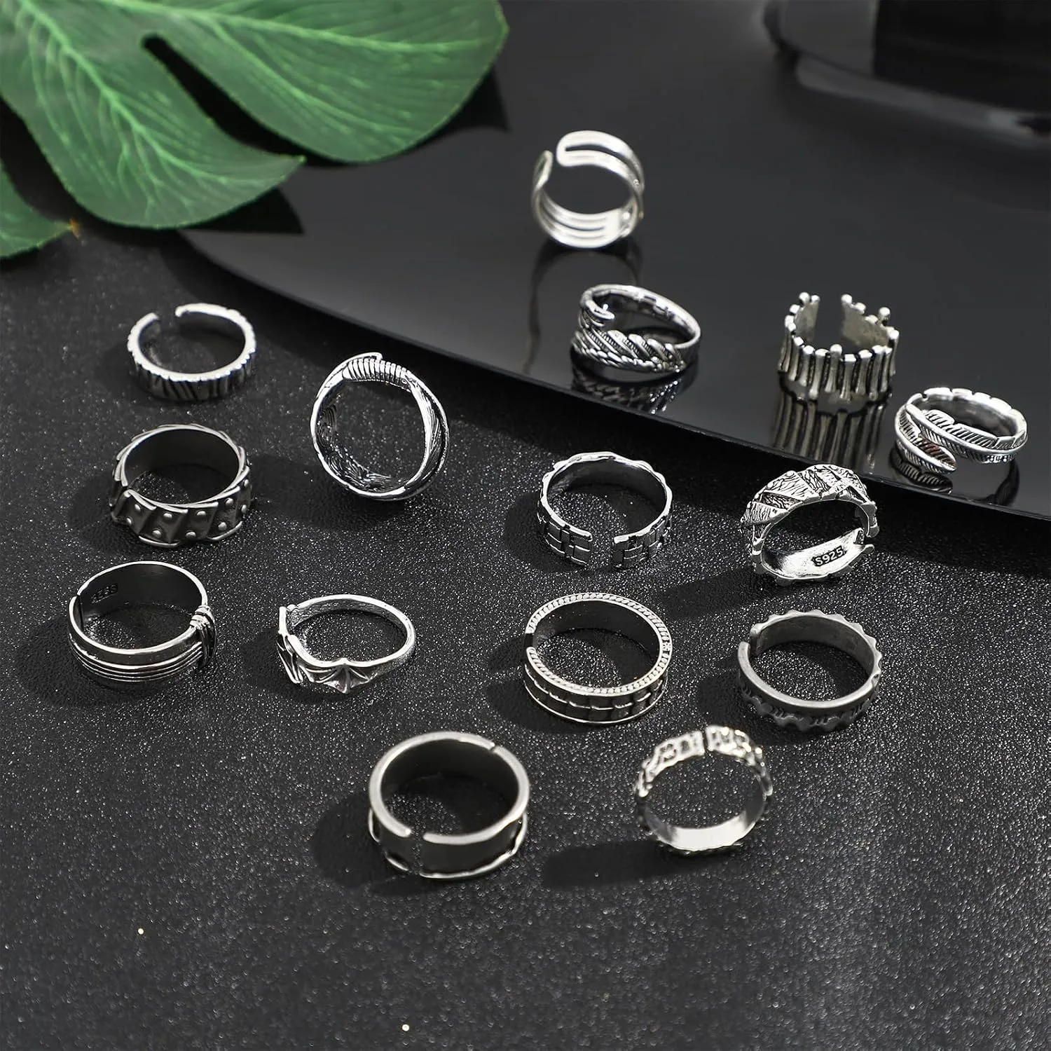 NEWITIN 20 Pieces Vintage Rings for Men Punk Ring Cool Gothic Ring Open Adjustable Silver Chunky Rings for Men Women