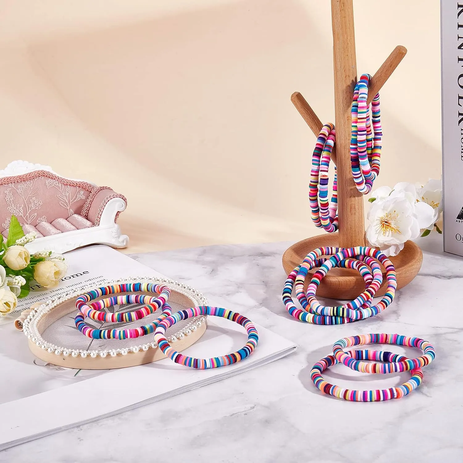 Ornaland Heishi Surfer Bracelets Set Polymer Clay Heishi Beads Stretch Bracelets Multi-Layer Stackable Friendship Bracelets Bohemia Summer Beach Jewelry for Women
