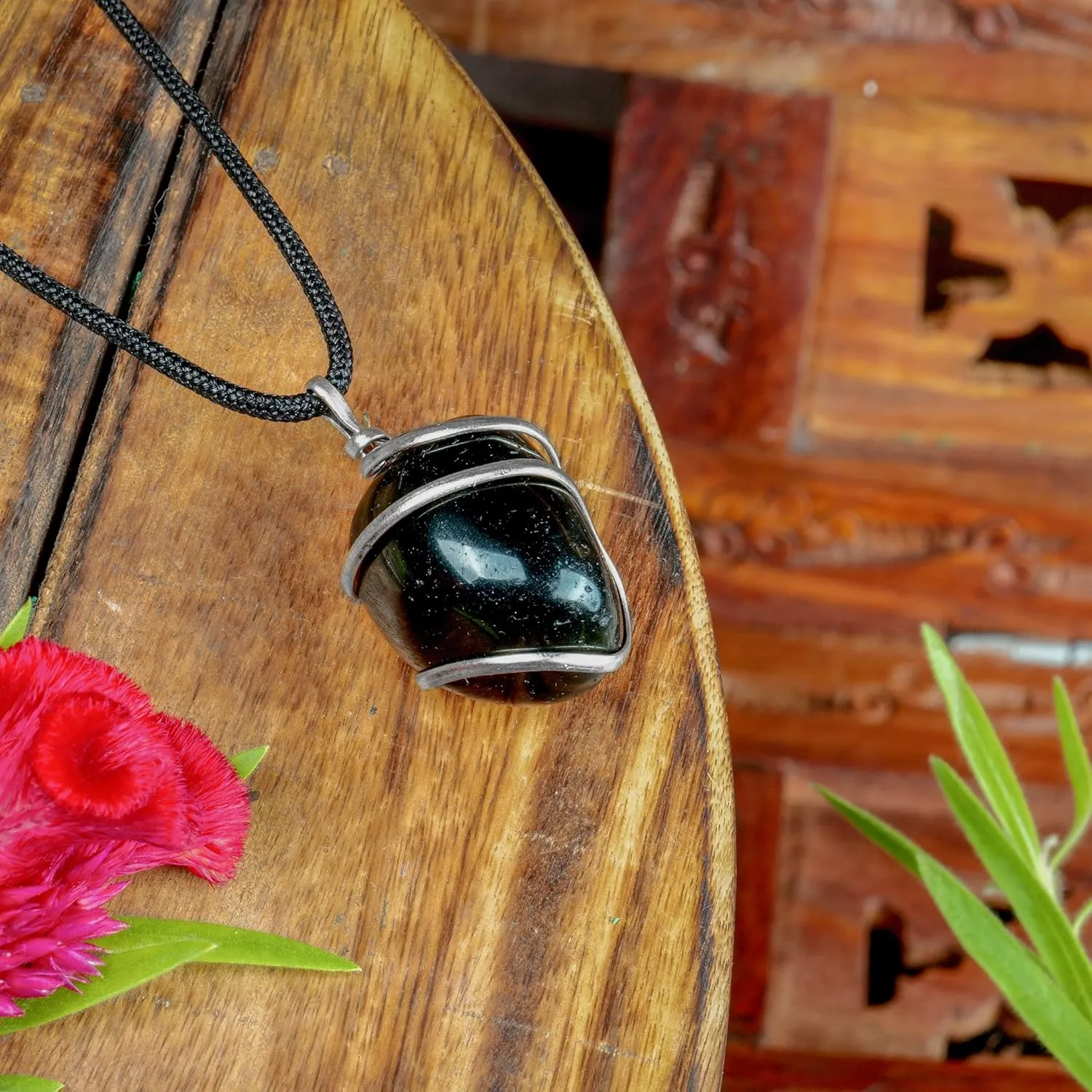 PYOR Black Agate Crystal Tumbled Necklace Wire Wrapped Crystals Natural Gemstones Chakra Balancing Energy Generator Good Luck Spiritual Gift Success Stones And Necklaces Prosperity Stone Silver Chain