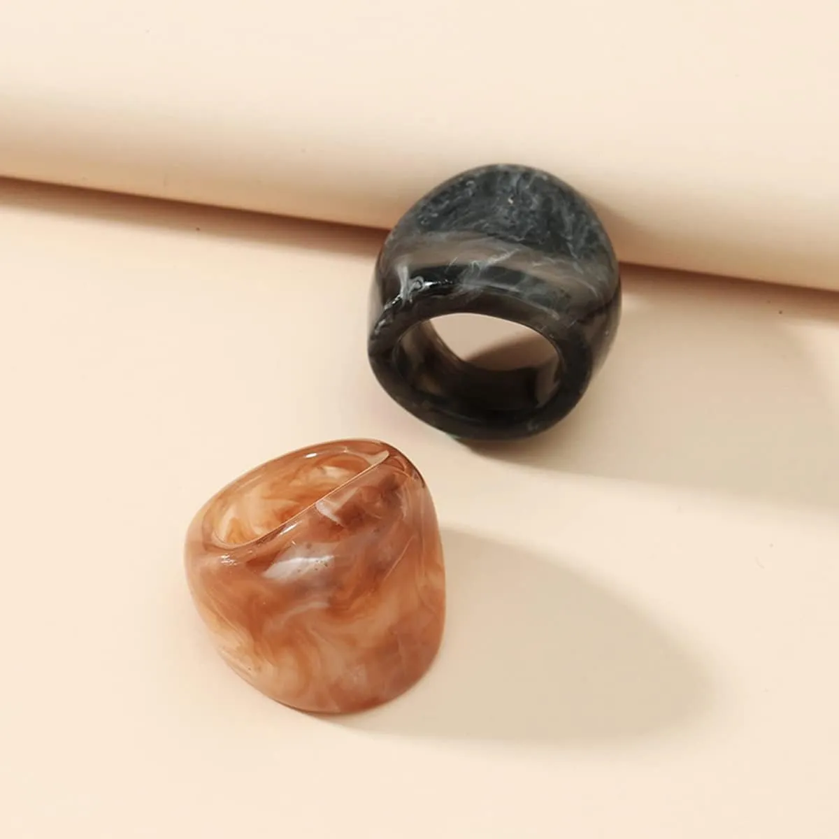 Resin Chunky Rings Acrylic Resin Rings Wide Thick Dome Knuckle Finger Stackable Joint Ring Retro Acrylic Transparent Vintage Plastic Resin Ring Sets