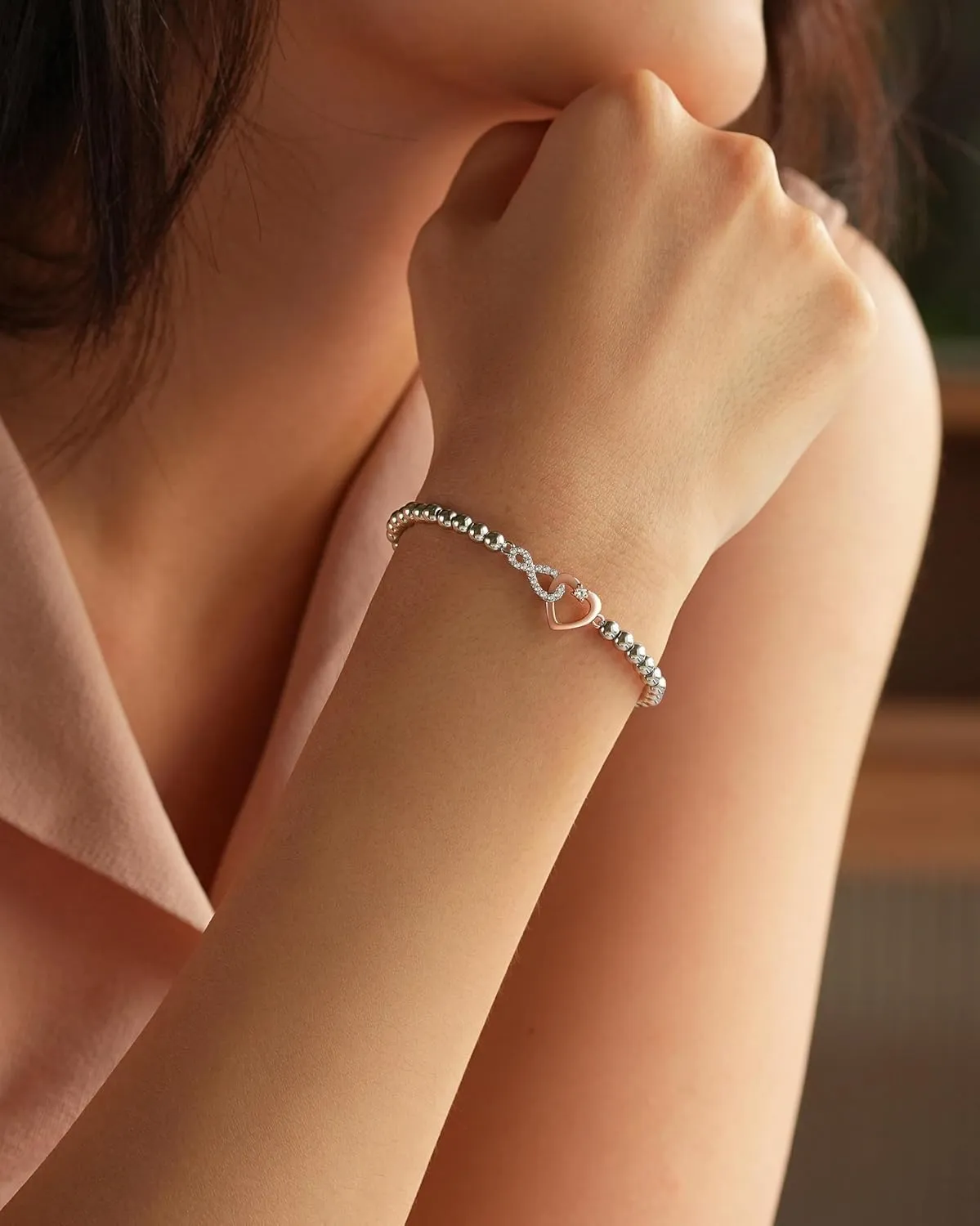 Shonyin Infinity Heart Bracelet for Women Girl Her, Mother Daughter Sister Girlfriend Wife Grandma Granddaughter Mother-in-law Aunt