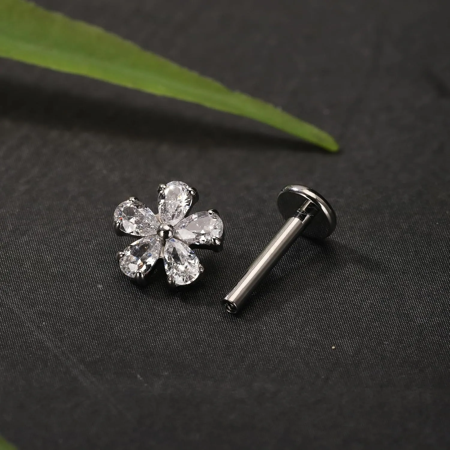 SHOWNICE Screw Back Earrings Flat Back Cartilage Earring for Women G23 Titanium Threaded Helix Stud Conch Tragus Labret Piercing Jewelry