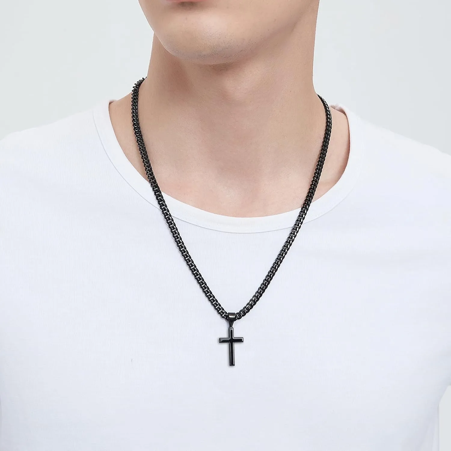 Simple Cross Necklace for Men Women with 18-26 Inch Chunky Cuban Chain, Durable Stainless Steel Black Gold Silver Cross Pendant Necklace for Men Teen Boys Girls with Jewelry Gifts Box