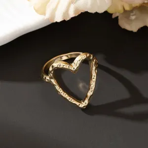Simple Hollow Heart Finger Hammered Band Statement Ring for Women Her Trendy Stylish Minimalist Stackable Open Love Thumb Rings Valentine's Day Eternity Promise Wedding Engagement Jewelry Gift Size 8