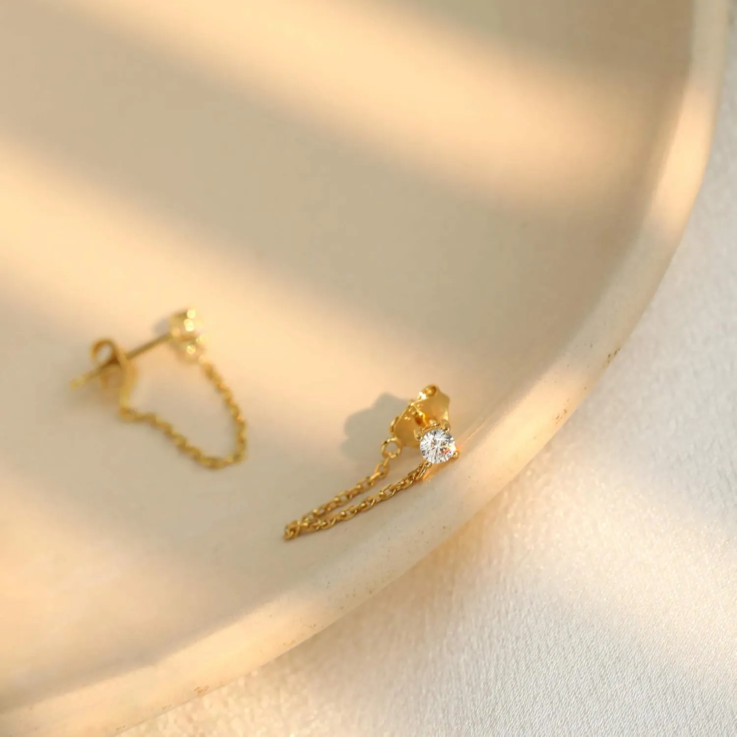 S.Leaf Sterling Silver Gold Chain Hoop Earrings for Women Hypoallergenic Pearl Cubic Zirconia Butterfly Stud Cartilage Flat Back Earrings Best Friend Birthday Gifts for Women Trendy Siser Mom Wife Her Friend Party