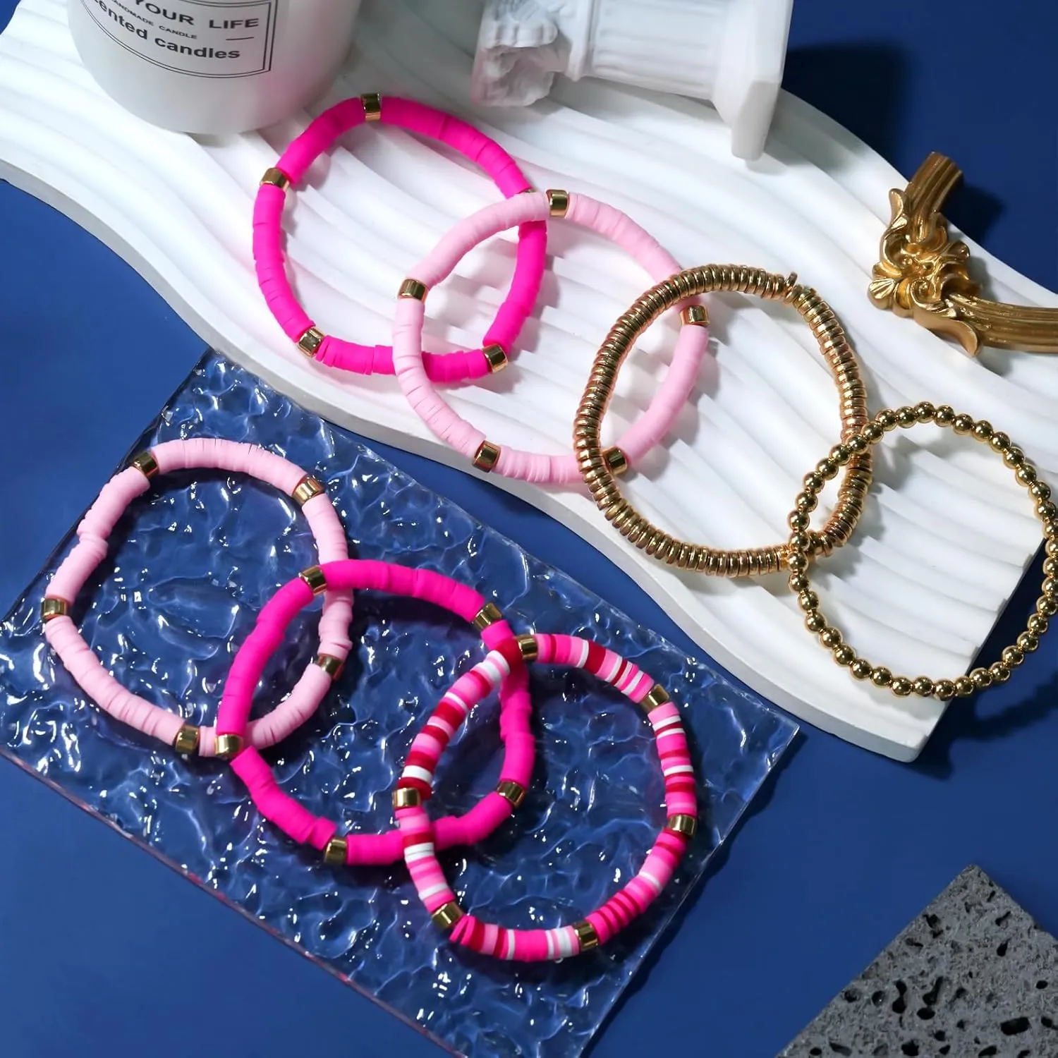 Surfer Heishi Clay Bead Bracelets for Women Pink Bohemian Stackable Stretch Beaded Bracelets Set Polymer Clay Bracelets Friendship Bracelets Preppy Bracelets Boho Summer Beach Jewelry for Women