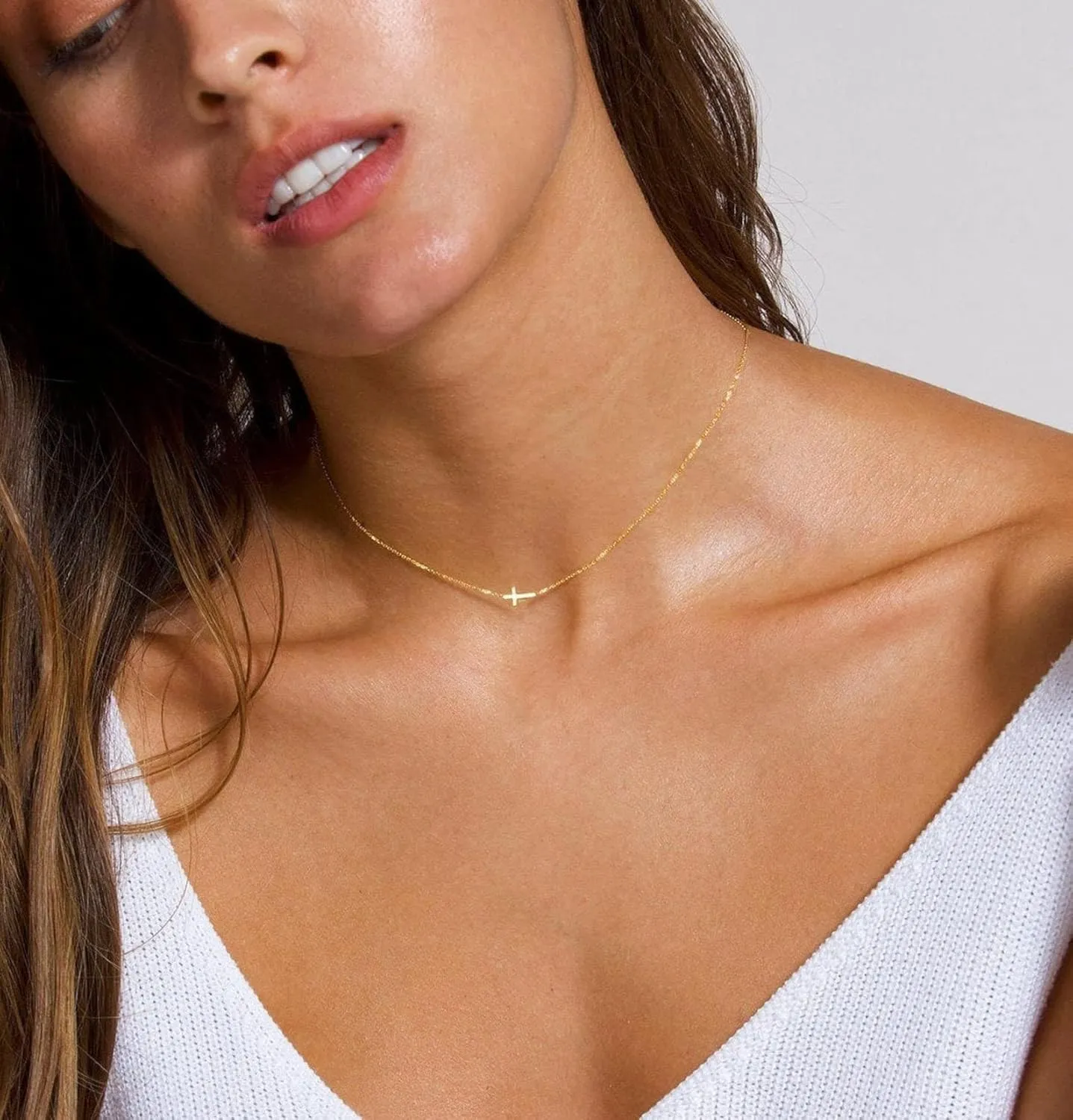 Tewiky Dainty Cross Necklace for Women, 14K Gold Plated Simple Cross Choker Necklaces Small Cross Pendant Tiny Cute Necklaces Handmade Aesthetic Gold Jewelry for Women