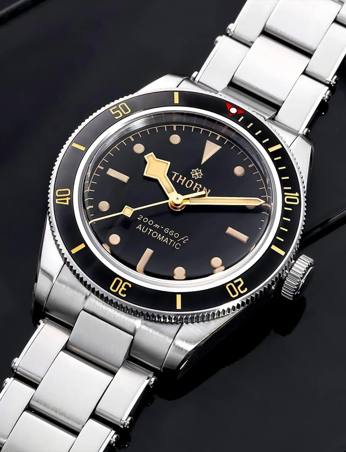 Thorn BB58 Men's Watch 39mm Black Dial Sapphire Crystal NH35 Automatic Movement Stainless Steel Bracelet 200M Waterproof Diver Watches