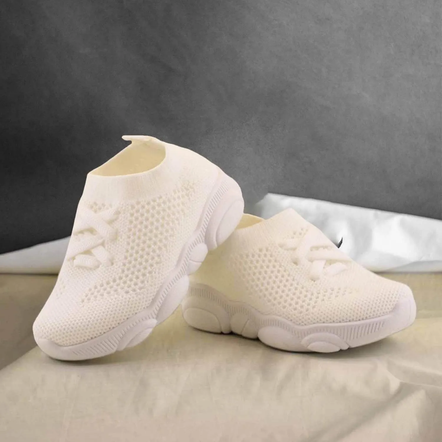 Toddler Boys Girls Wide Barefoot Shoes Little Kids Minimalist Sneakers Casual Breathable Walking Tennis Shoes Indoor Outdoor