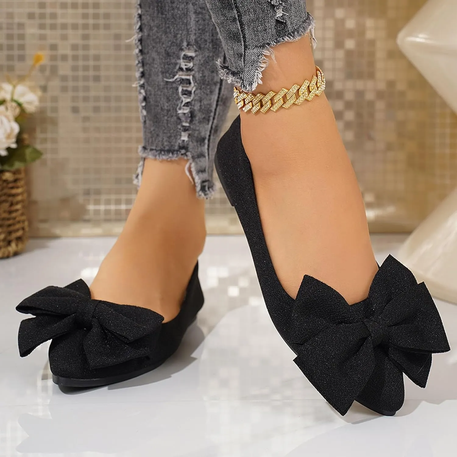 Women's Casual Flat Shoes Comfortable Slip On Walking Shoes for Women Stylish Everyday Wear with Bow Detail
