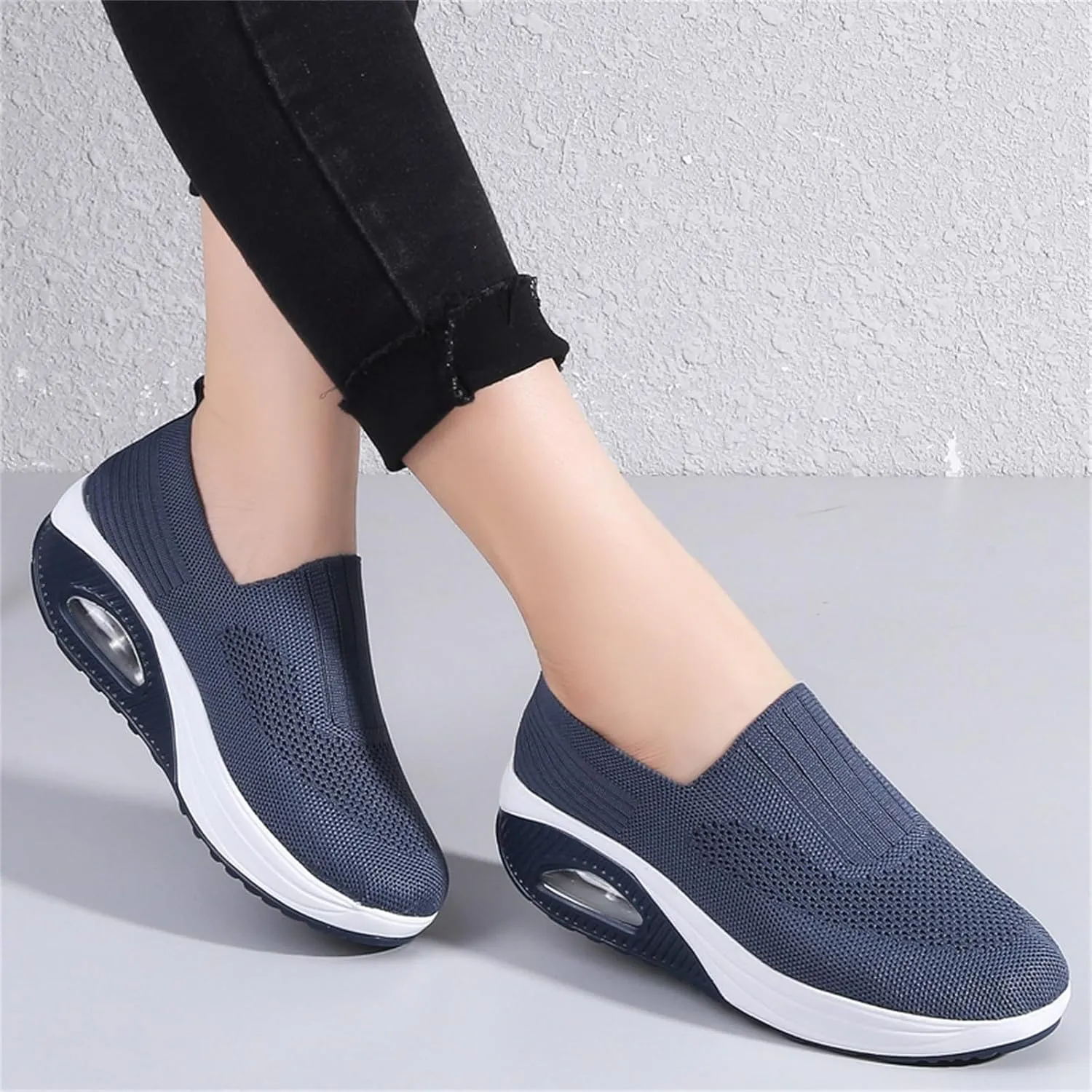 Women's Soft Sole Mesh Comfort Orthopedic Shoes with Arch Support Fit Hands Slip on Go Walking Slip Sneakers