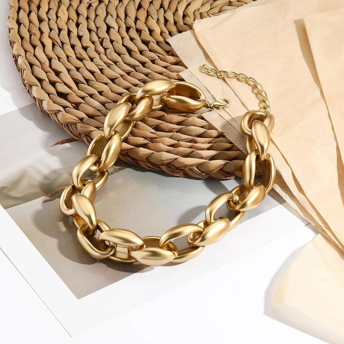 YOOESTORES82 Chunky Gold Cuban Chain Choker Necklaces,Trendy Punk Hip Hop Style Link Chain Necklaces,Dainty Exaggerated Accessories Jewelry Gifts for Women