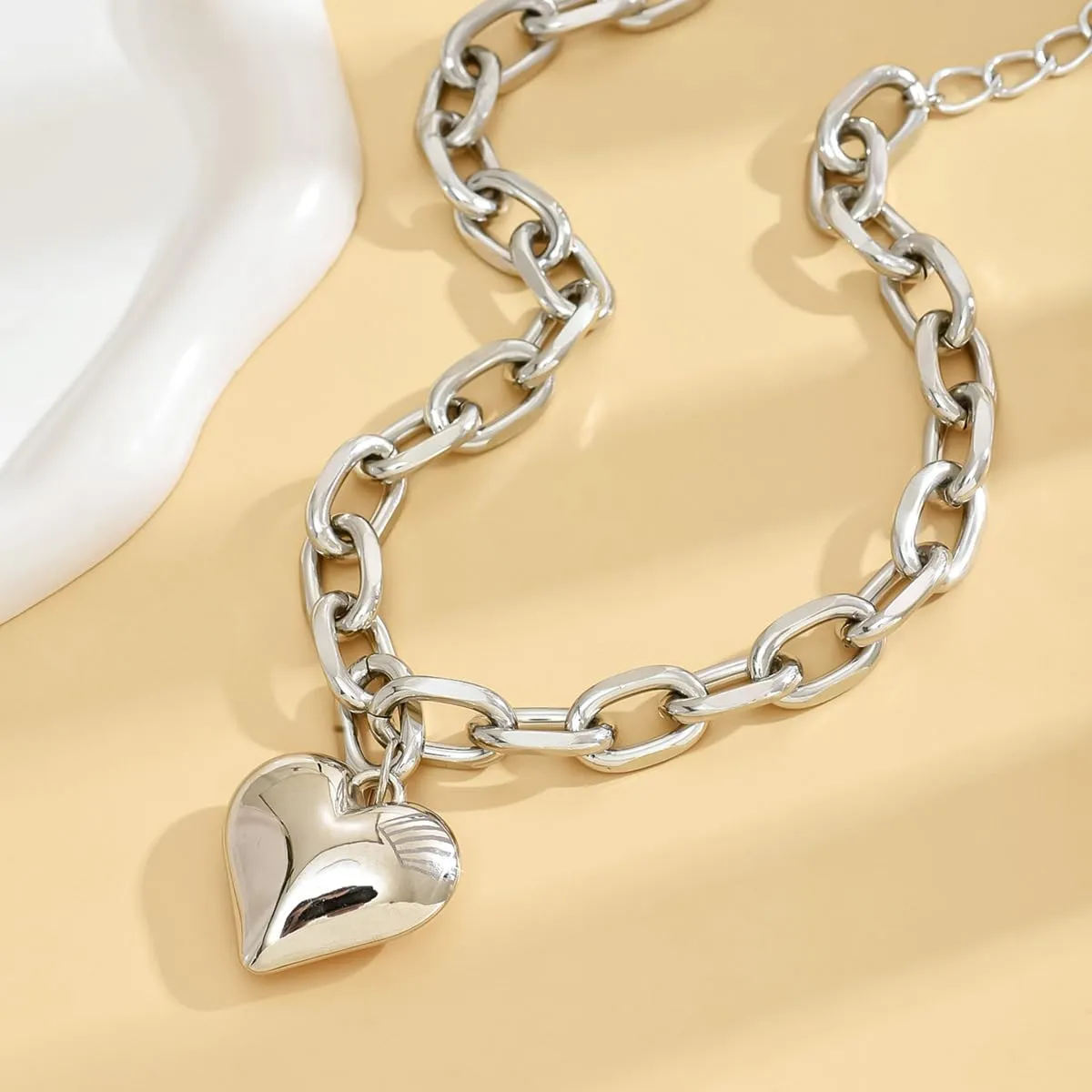 YOOESTORES82 Chunky Gold Heart Pendant Necklaces,14K Gold Punk Puffy Heart Choker Necklaces Hiphop Love Thick Chain Charm Statement Jewelry Gifts for Women